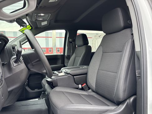 Used 2024 Chevrolet Silverado 1500 Custom Trail Boss w/ LPO, Dark Essentials Package image 13