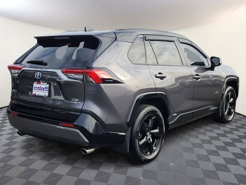 Used 2019 Toyota RAV4 XSE image 6
