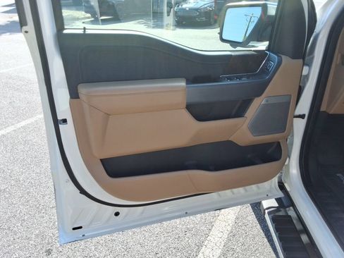 Used 2021 Ford F150 Lariat w/ Equipment Group 502A High AWD/4WD image 23