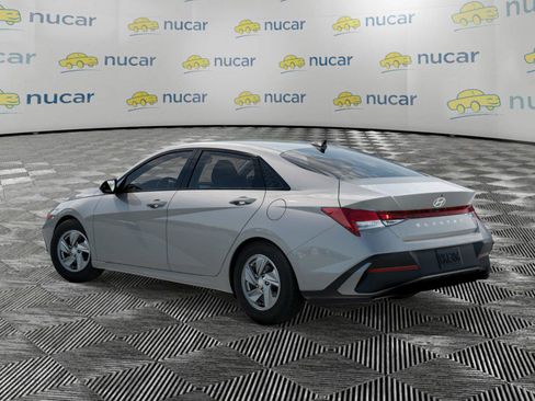 New 2026 Hyundai Elantra SE image 5