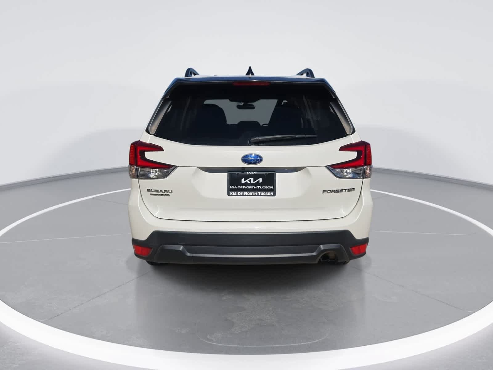 Used 2024 Subaru Forester Premium AWD/4WD image 7