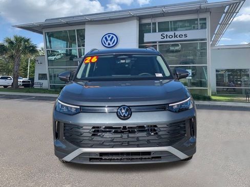 New 2026 Volkswagen Tiguan SE FWD image 9