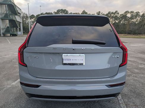 New 2026 Volvo XC90 T8 Ultra w/ Protection Package Premier AWD/4WD image 16