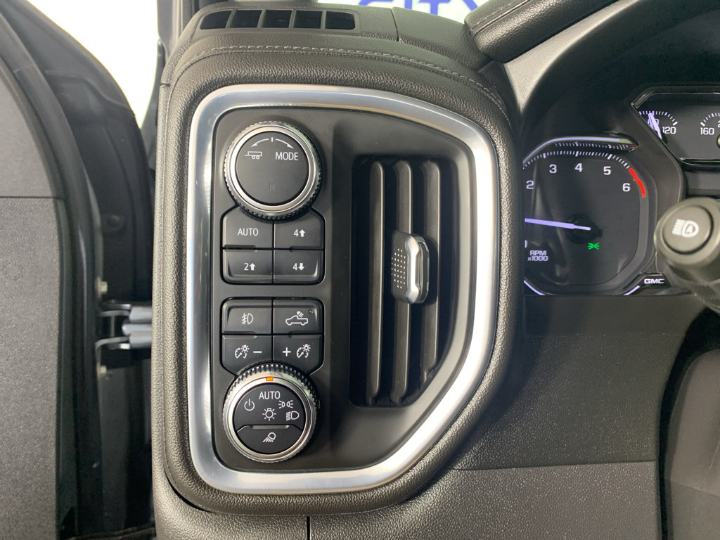 Used 2022 GMC Sierra 1500 SLT AWD/4WD image 15