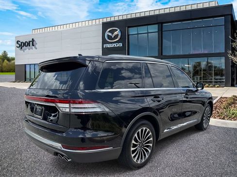 Used 2023 Lincoln Aviator Reserve w/ Equipment Group 201A RWD image 3
