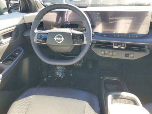 New 2026 Nissan Leaf Platinum+ w/ Cargo Package (Platinum+) FWD image 9