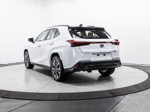 New 2026 Lexus UX 300h AWD image 9