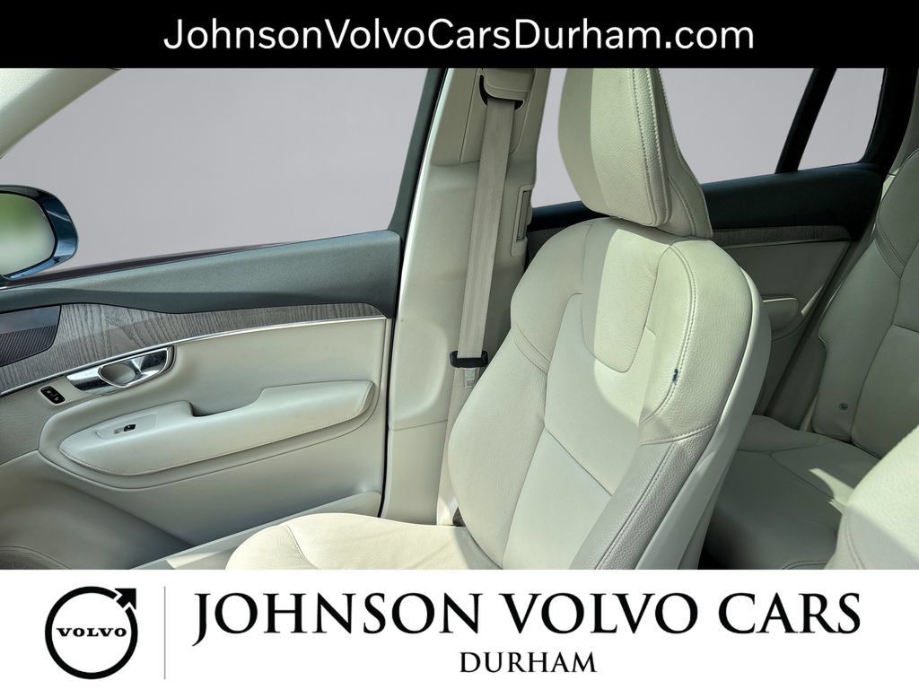 Used 2023 Volvo XC90 B6 Plus w/ Protection Package Premier AWD/4WD image 28