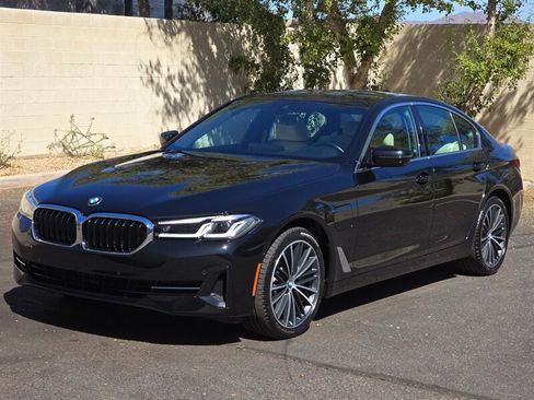 Used 2021 BMW 530e w/ Parking Assistance Package RWD image 6