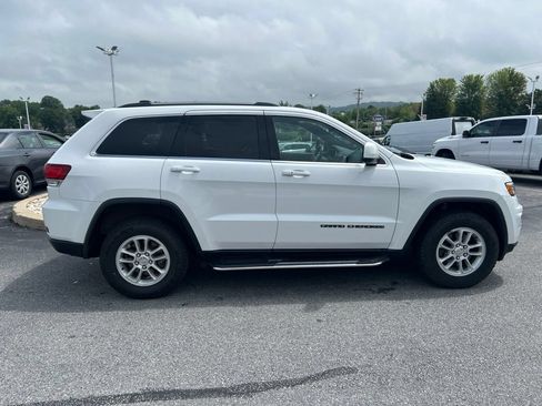 Used 2020 Jeep Grand Cherokee Laredo AWD/4WD image 7