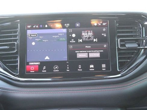 Used 2023 Dodge Durango R/T AWD/4WD image 18