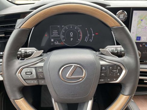 Used 2024 Lexus RX 350 Premium w/ Accessory Package (Z1) FWD image 31