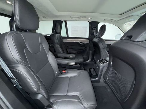 New 2026 Volvo XC90 T8 Ultra w/ Lounge Package AWD/4WD image 17