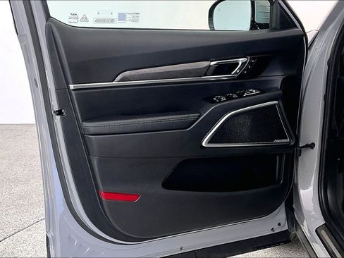 Used 2025 Kia Telluride SX Prestige X-Line image 23