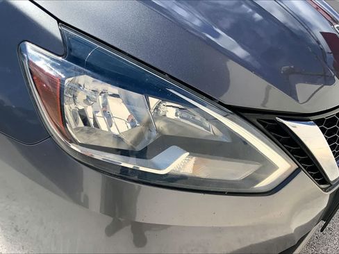 Used 2018 Nissan Sentra SV FWD image 31