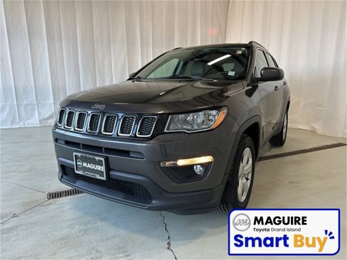 Used 2020 Jeep Compass Latitude w/ Cold Weather Group image 1