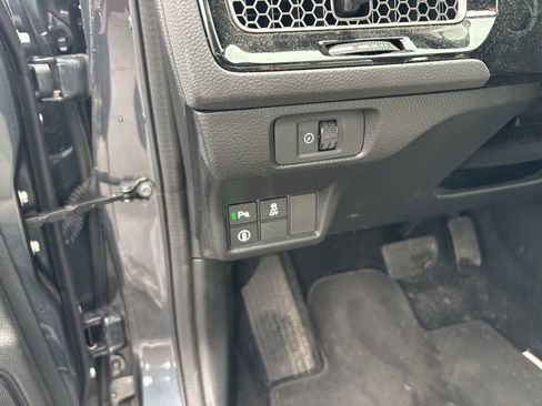 Used 2024 Honda Civic Touring image 18