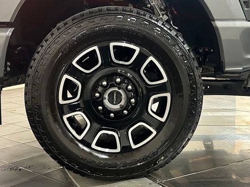 Used 2026 Ford F250 Platinum w/ FX4 Off-Road Package AWD/4WD image 27