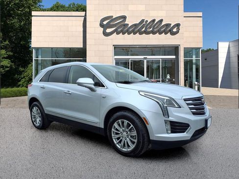Certified 2018 Cadillac XT5 Luxury w/ Driver Awareness Package image 7