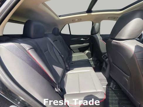 Used 2022 Buick Envision Essence w/ Sport Touring Package FWD image 9