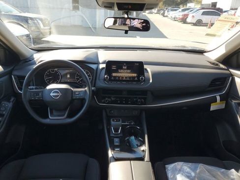 New 2026 Nissan Rogue S image 22