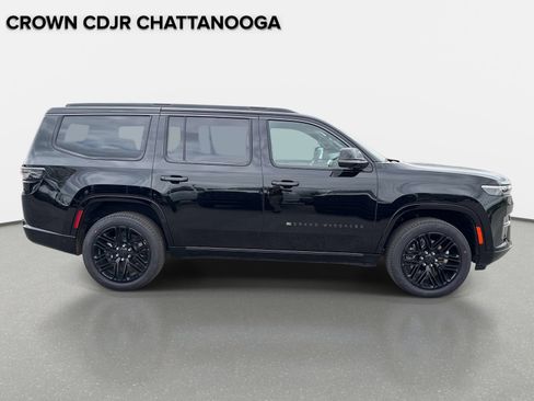 New 2026 Jeep Grand Wagoneer Limited AWD/4WD image 3