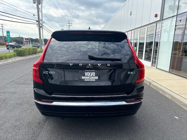 Used 2024 Volvo XC90 B6 Plus w/ Protection Package Premier AWD/4WD image 4
