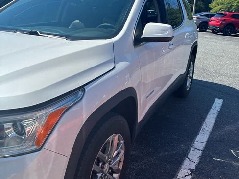 Used 2017 GMC Acadia SLT FWD image 4