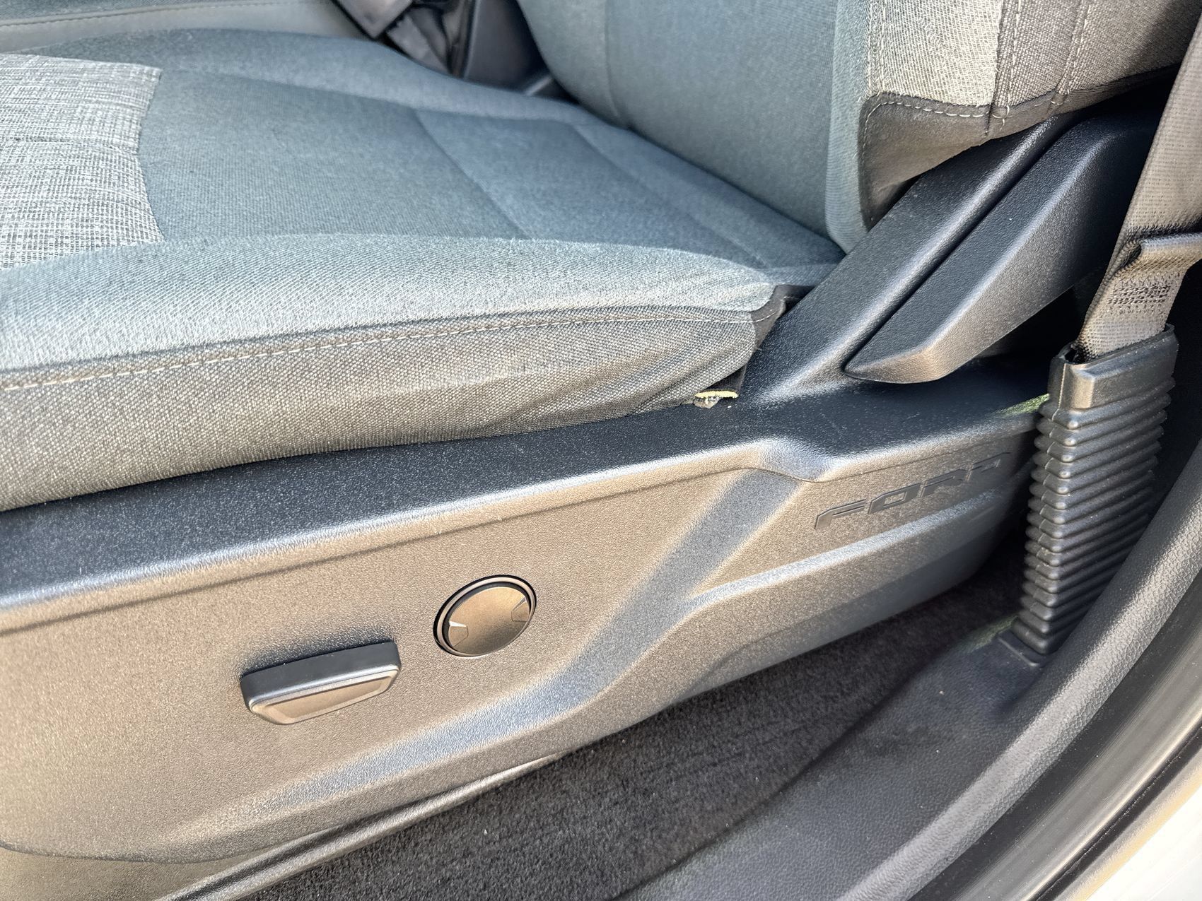 Used 2023 Ford F150 XLT AWD/4WD image 12