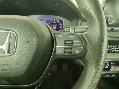 Used 2024 Honda Accord LX image 27