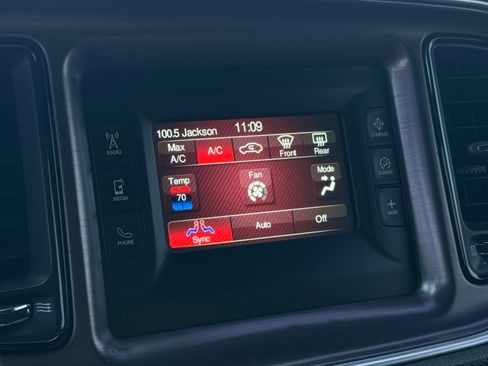 Used 2016 Dodge Challenger R/T RWD image 25