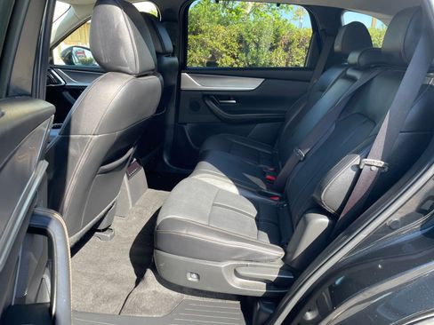 Used 2025 MAZDA CX-90 3.3 Turbo w/ Preferred Package image 27