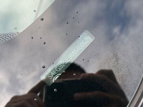 Used 2021 Land Rover Range Rover P525 Westminster Edition image 29