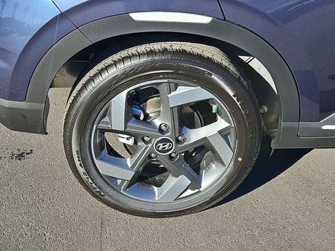New 2026 Hyundai Venue SEL FWD image 12
