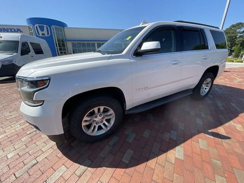 Used 2018 Chevrolet Tahoe LT image 10