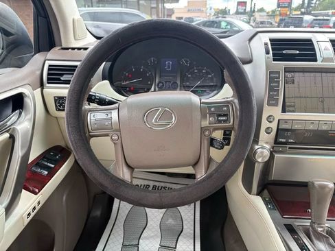 Used 2010 Lexus GX 460 w/ Comfort Plus Pkg AWD/4WD image 32