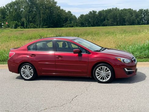 Used 2016 Subaru Impreza 2.0i Premium AWD/4WD image 30