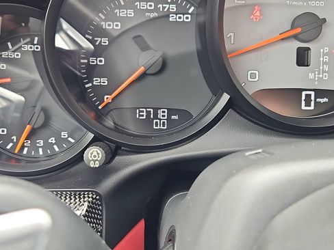 Certified 2018 Porsche 911 Carrera 4S AWD/4WD image 13