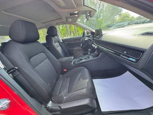 Used 2024 Honda Civic EX image 10