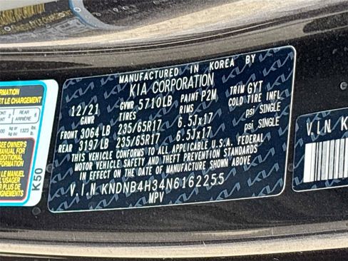 Used 2022 Kia Carnival LX FWD image 32