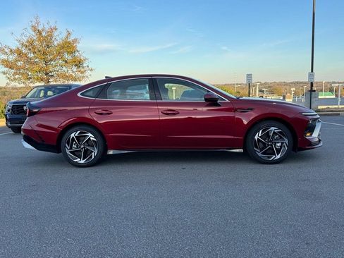 New 2026 Hyundai Sonata SEL image 2