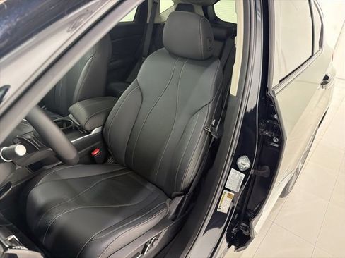 Certified 2025 Acura RDX w/ Technology Package image 13