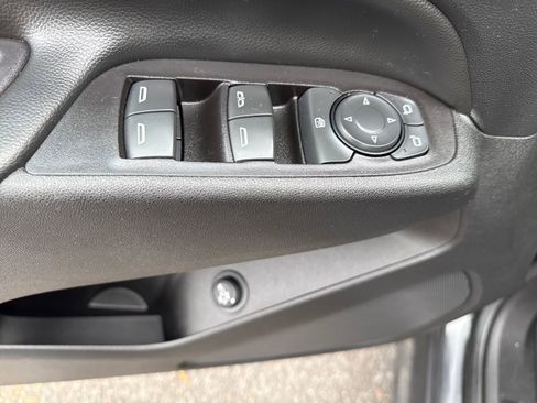 Used 2019 Chevrolet Equinox LT image 11