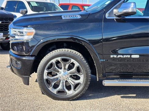 Used 2022 RAM 1500 Limited w/ Body Color Bumper Group image 9