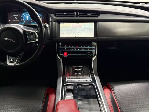 Used 2018 Jaguar XF S AWD/4WD image 25
