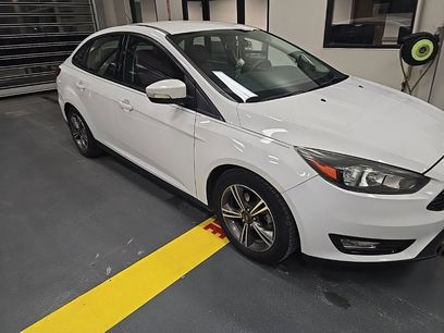 Certified 2018 Ford Focus SE w/ SE Appearance Package