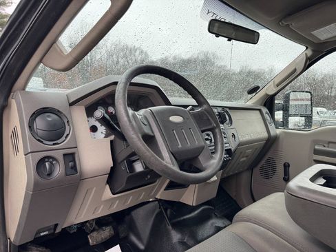 Used 2010 Ford F350 XL image 14