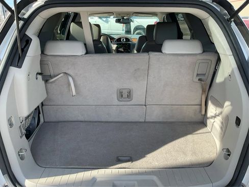 Used 2011 Buick Enclave CXL FWD image 12