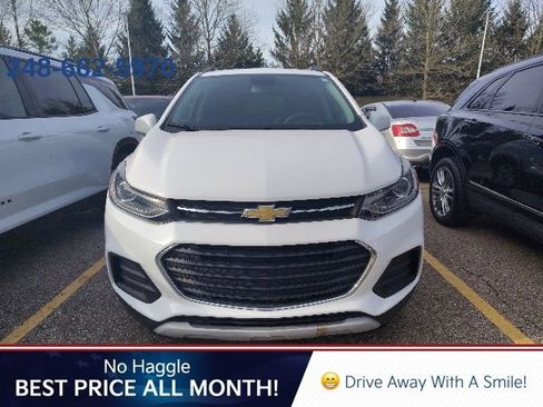 Used 2020 Chevrolet Trax LT w/ LT Convenience Package FWD image 6