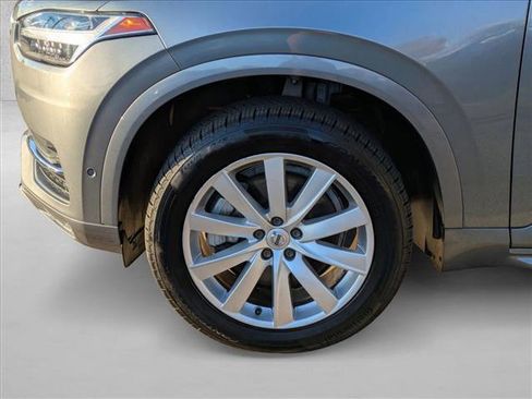 Used 2018 Volvo XC90 T5 Momentum w/ Convenience Package image 24